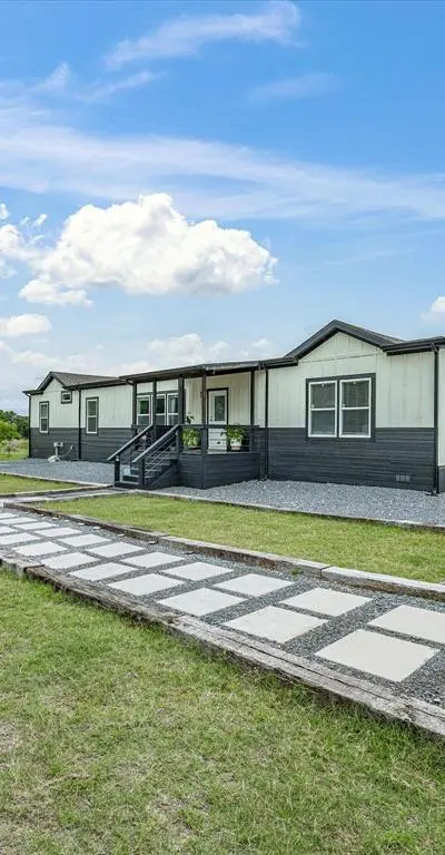 466 Belcher Road, Bowie TX 76230 - Photo 3
