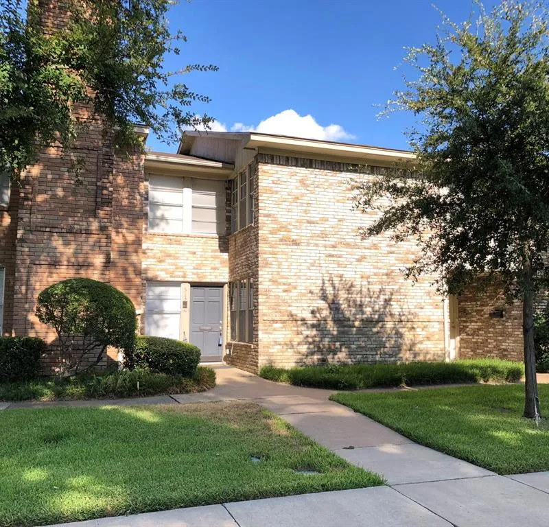 513 Towne House Lane, Richardson TX 75081
