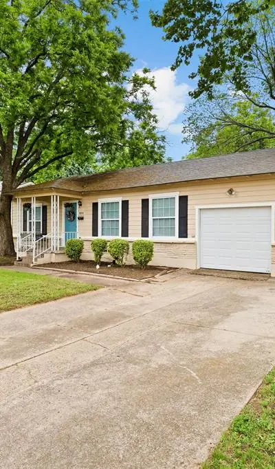 1804 Stewart Drive, Arlington TX 76013 - Photo 4