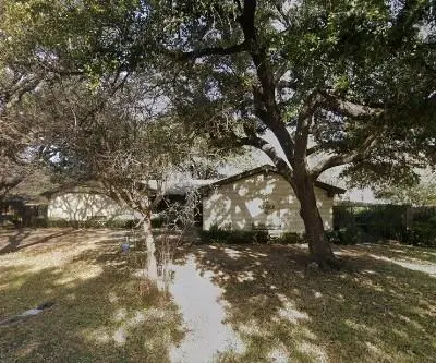 4905 Rock River Drive, Fort Worth TX 76103