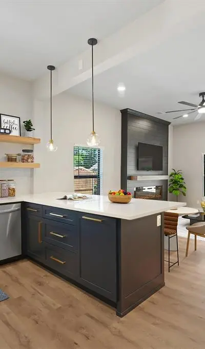 300 Steinman Avenue, Dallas TX 75203