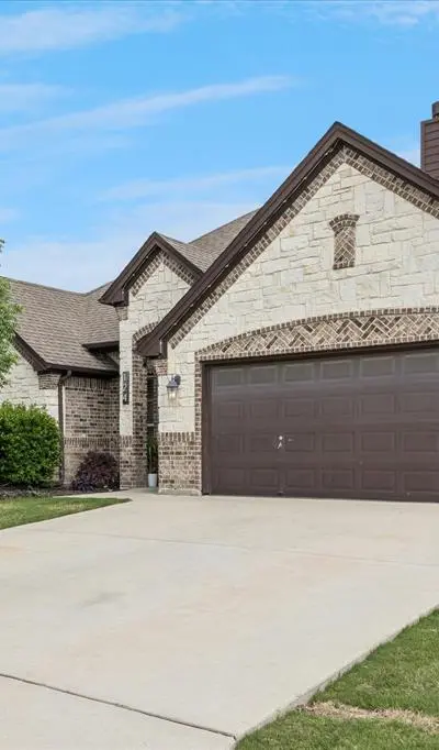 124 Camouflage Circle, Willow Park TX 76008