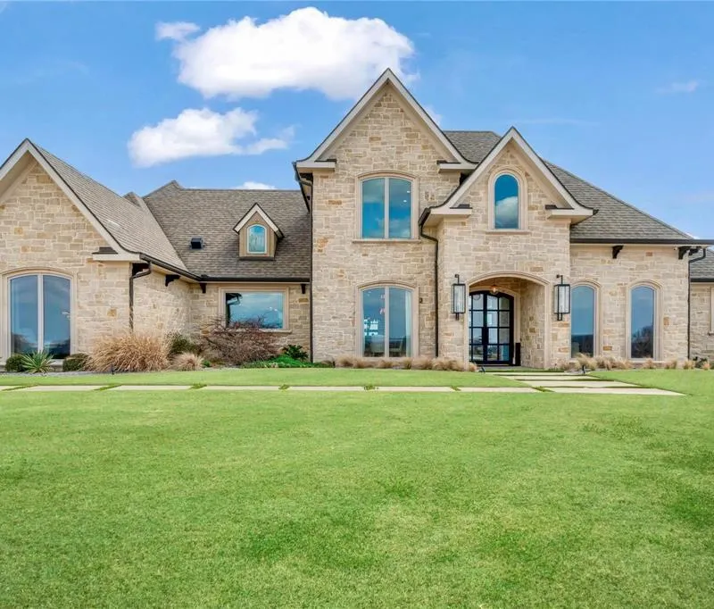 2106 County Road 43250, Paris TX 75462