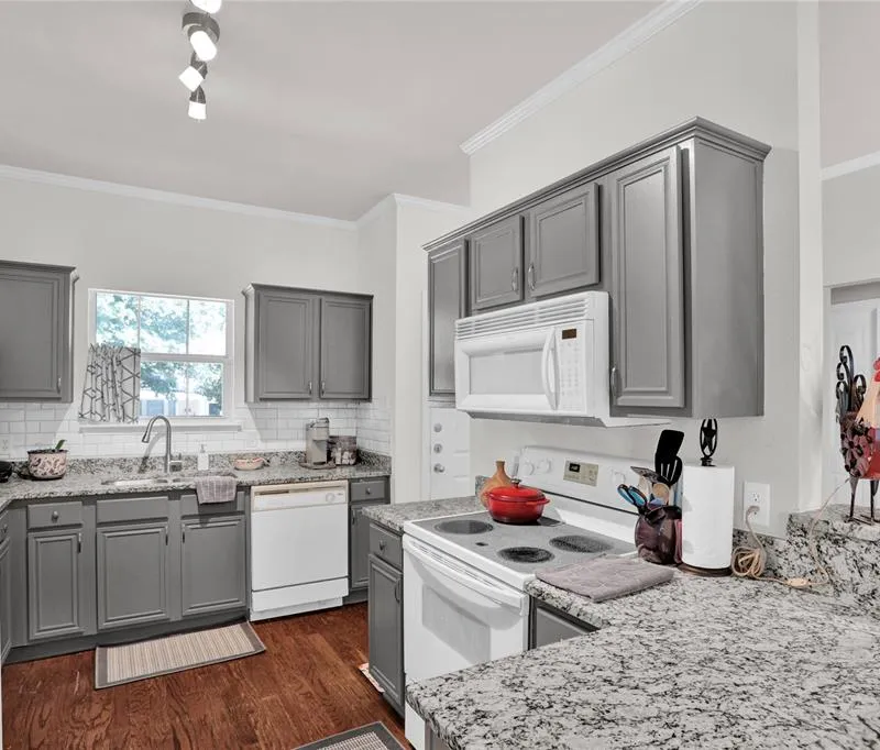 1128 Oakcrest Drive, Providence Village TX 76227