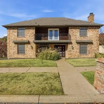2015 Wimbledon Drive, Arlington TX 76017