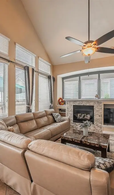 2215 Red Hawk Lane, Euless TX 76039 - Photo 5