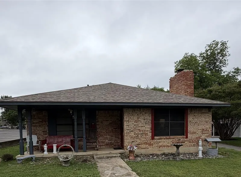 305 N Union, Whitesboro TX 76273
