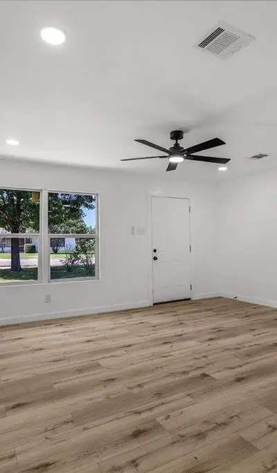 3738 Lovingood Drive, Dallas TX 75241 - Photo 2