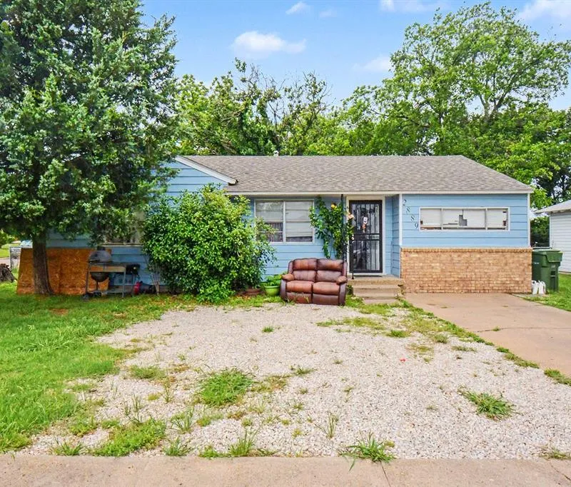 2889 Beasley Drive, Garland TX 75041