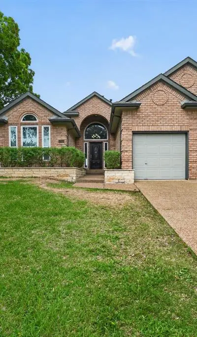 2365 Glen Ridge Drive, Highland Village TX 75077