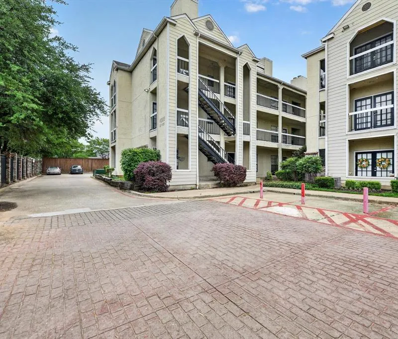 4800 W Lovers Lane # 501, Dallas TX 75209