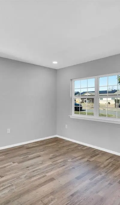 3450 Silverhill Drive, Dallas TX 75241 - Photo 3