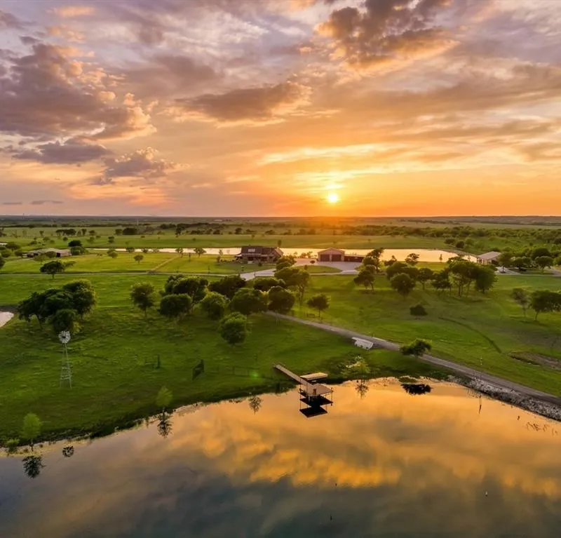501 Alsdorf Road, Ennis TX 75119