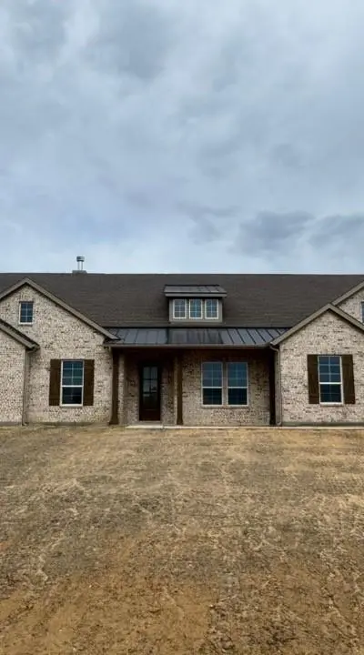 709 Water Side Drive, Van Alstyne TX 75495