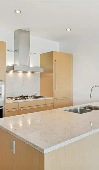 2900 Mckinnon Street # 406, Dallas TX 75201