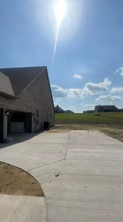 707 Water Side Drive, Van Alstyne TX 75495 - Photo 3