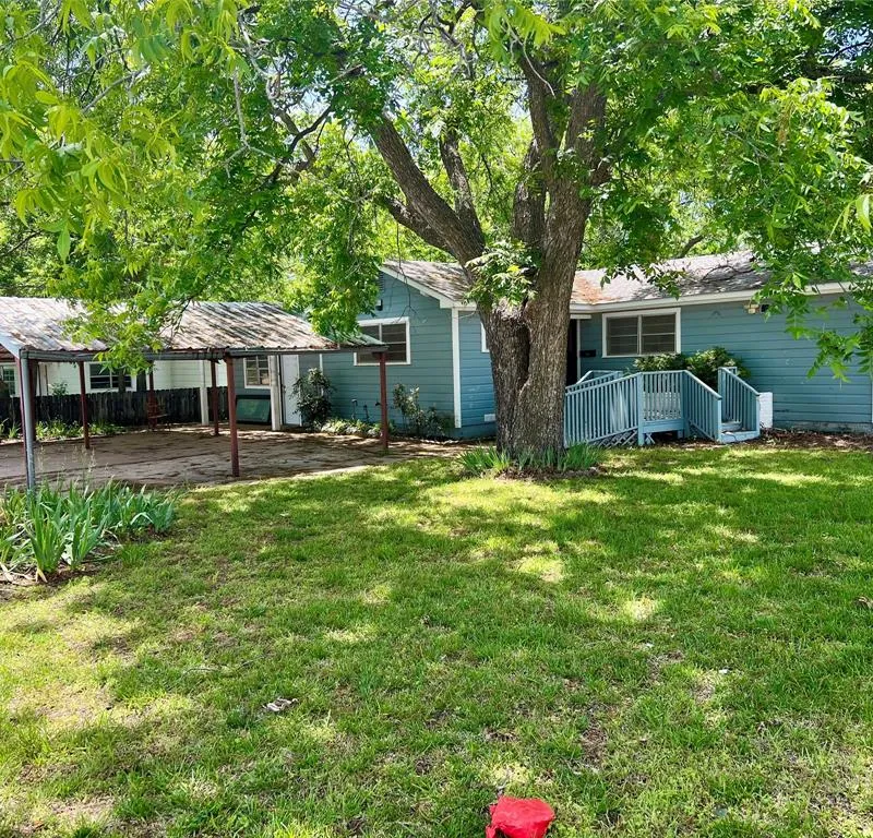 200 Dallas Street, Nocona TX 76255