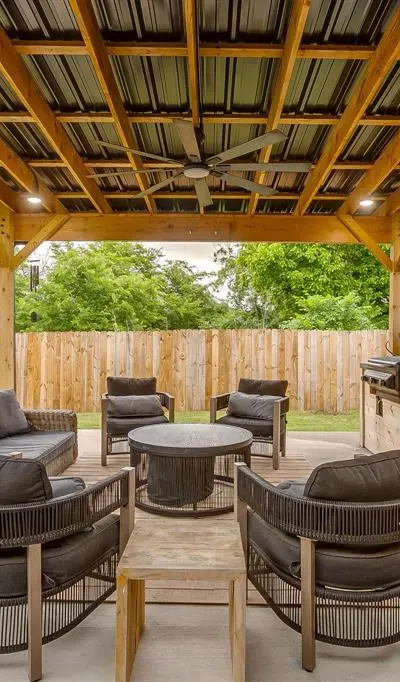 210 Willow Creek Drive, Weatherford TX 76085