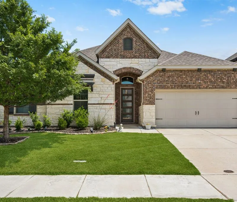 2825 Bedford Road, Northlake TX 76226
