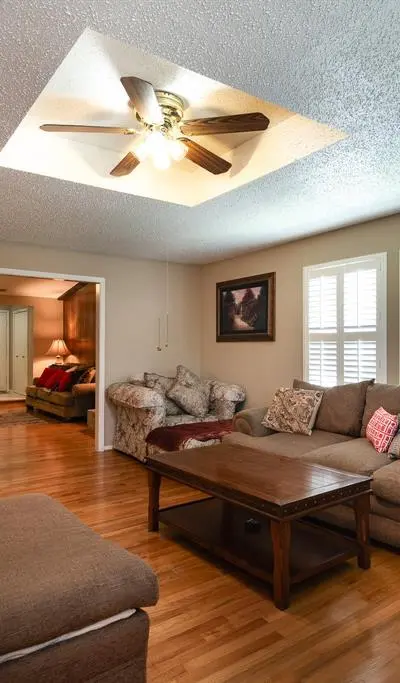 1315 Aldenwood Drive, Dallas TX 75232 - Photo 3