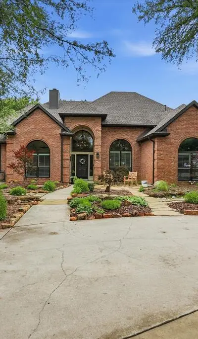 101 W Oak Shores Drive, Cross Roads TX 76227 - Photo 3