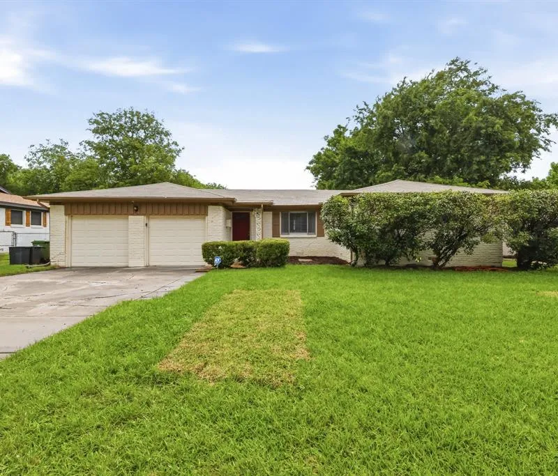 4300 Lynn Terrace, North Richland Hills TX 76180