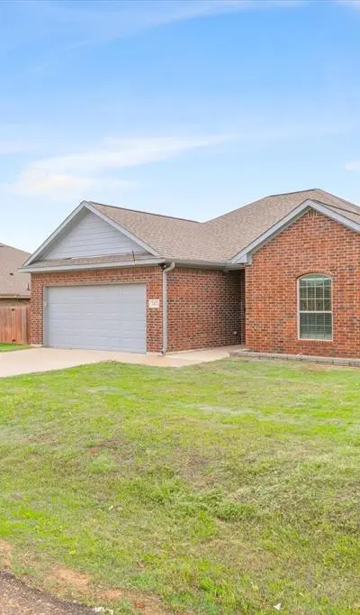 2422 Abigail Lane, Mabank TX 75147 - Photo 2