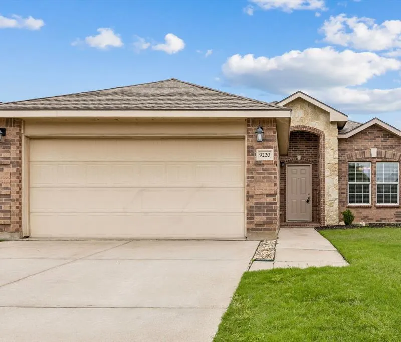 9220 Los Cabos Trail, Fort Worth TX 76177