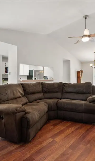 4212 Glen Pines Drive, Arlington TX 76016 - Photo 5