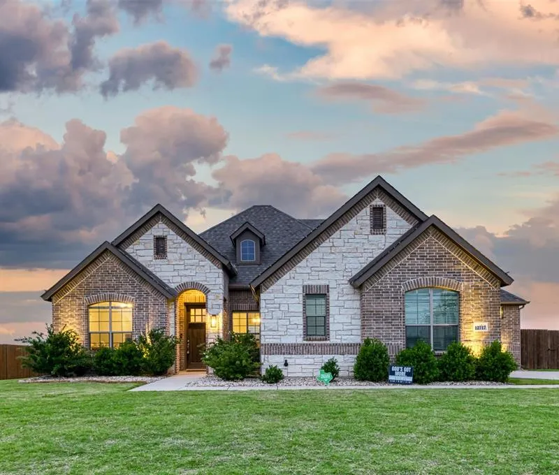 12717 Cactus Court, Godley TX 76044