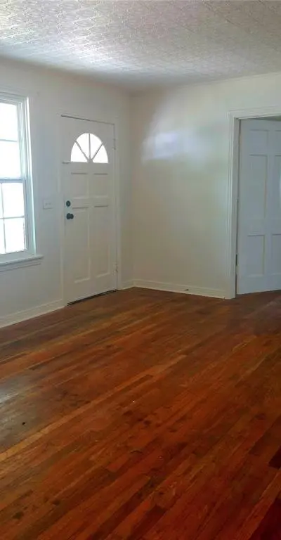 200 S Preston Street, Wolfe City TX 75496 - Photo 4