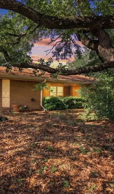 104 Forest Lane, Hillsboro TX 76645