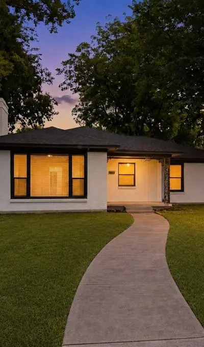 6025 Fairway Avenue, Dallas TX 75227