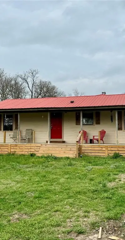 4926 County Road 3110, Campbell TX 75422 - Photo 2