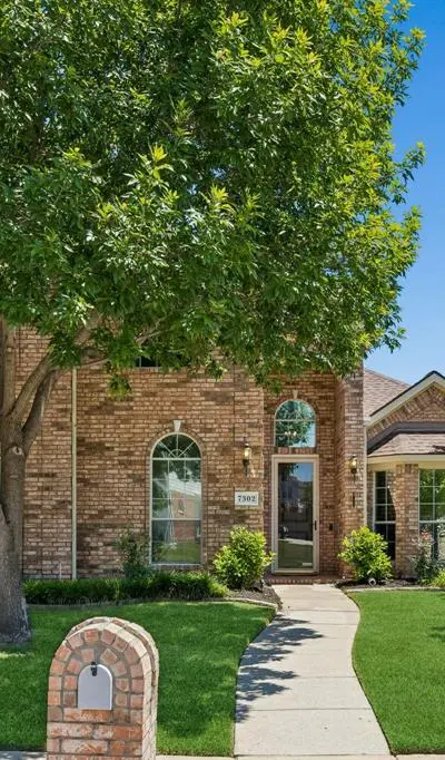 7302 Hawk Lane, Sachse TX 75048