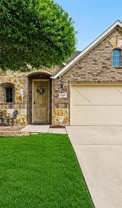 2525 Open Range Drive, Fort Worth TX 76177