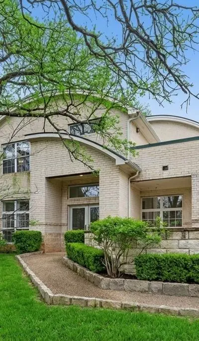 611 Alexandrite Drive, Oak Point TX 75068 - Photo 2