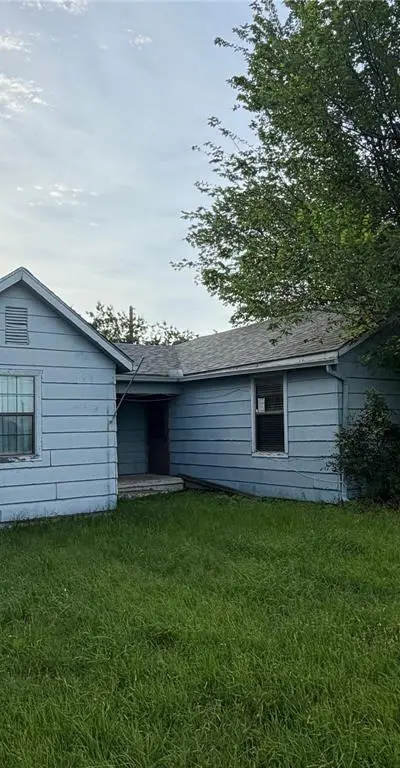 408 Crestview Drive, Kennedale TX 76060
