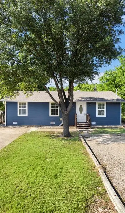 215 E 3rd Street, Ferris TX 75125