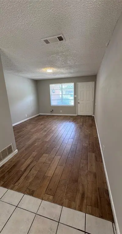 3879 Freddie Street, Fort Worth TX 76119 - Photo 4