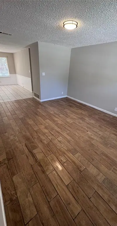 3879 Freddie Street, Fort Worth TX 76119 - Photo 5