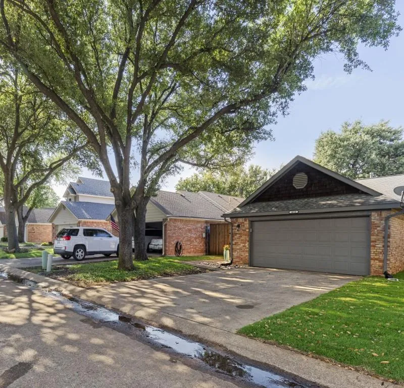 4010 Rive Lane, Addison TX 75001