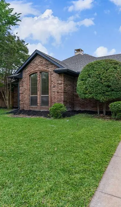 2805 Big Oaks Drive, Garland TX 75044 - Photo 4