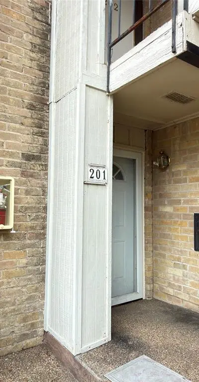 6032 Westridge Lane # 201, Fort Worth TX 76116 - Photo 3