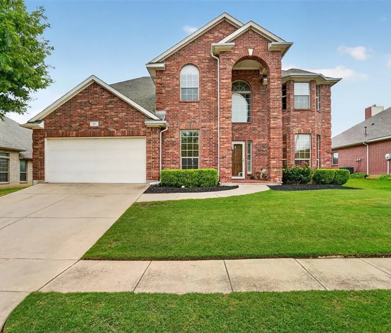 17 Tallwood Lane, Edgecliff Village TX 76134