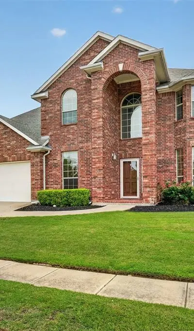 17 Tallwood Lane, Edgecliff Village TX 76134 - Photo 2