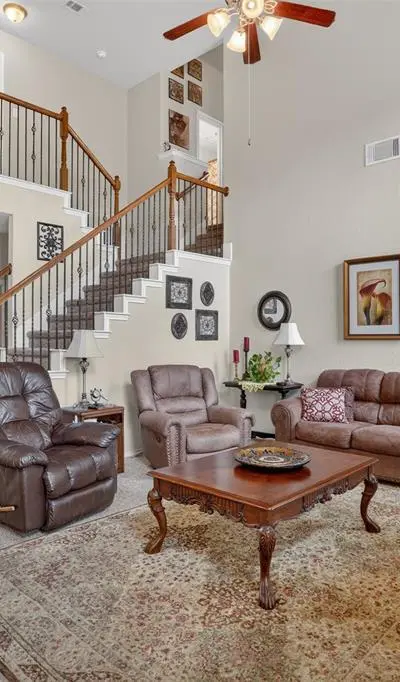 17 Tallwood Lane, Edgecliff Village TX 76134 - Photo 3
