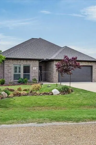 2112 Cole Street, Mabank TX 75147