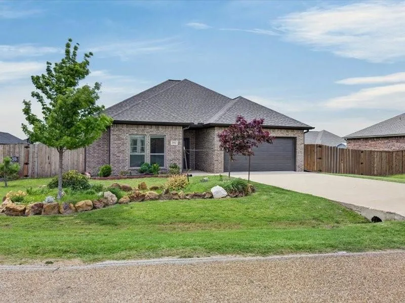 2112 Cole Street, Mabank TX 75147