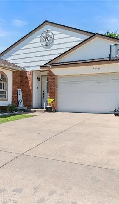 6716 Copperwood Court, Arlington TX 76001 - Photo 2